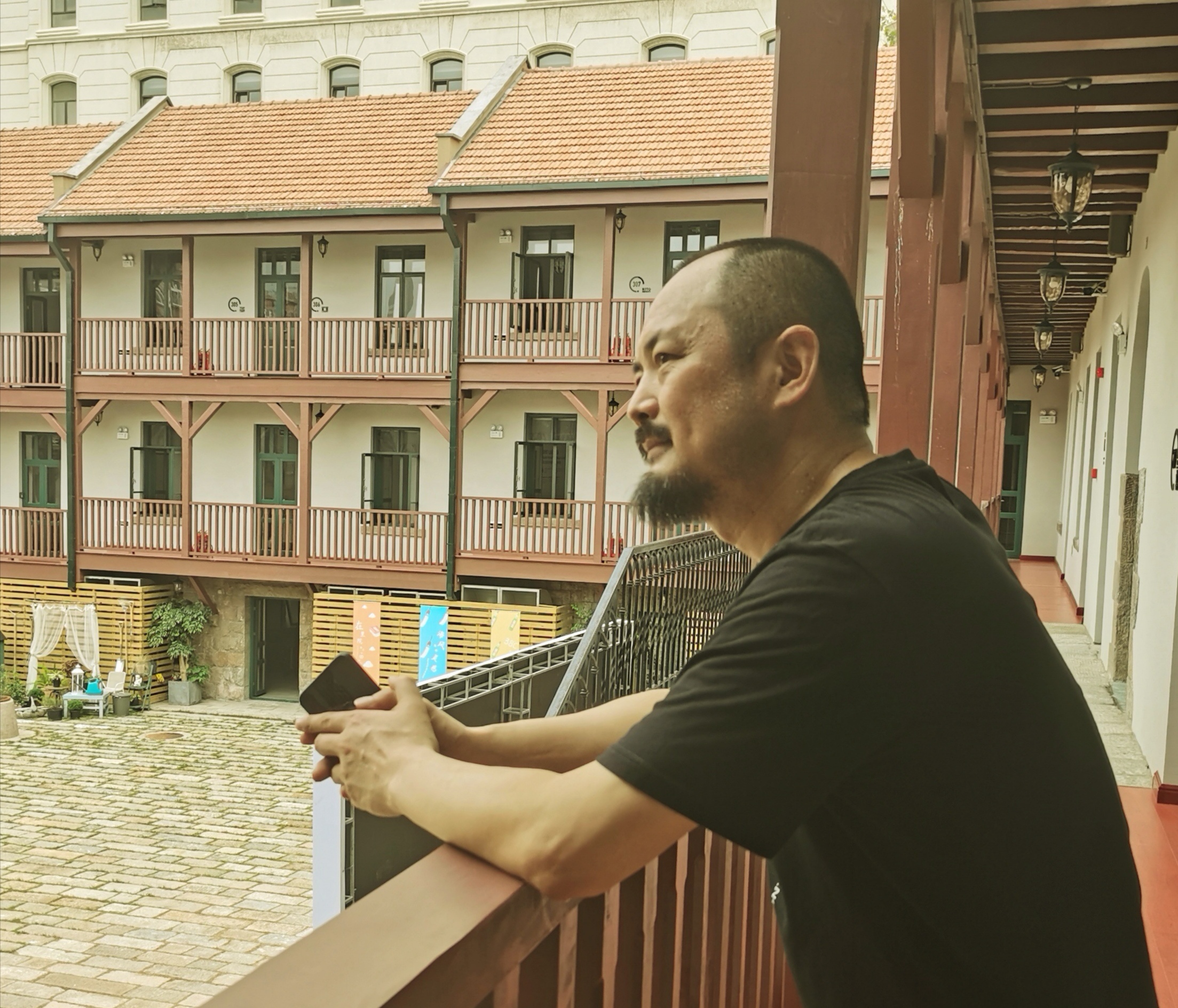 当代画家|平分秋色，阳阳说画国庆中秋书画展——火树银花