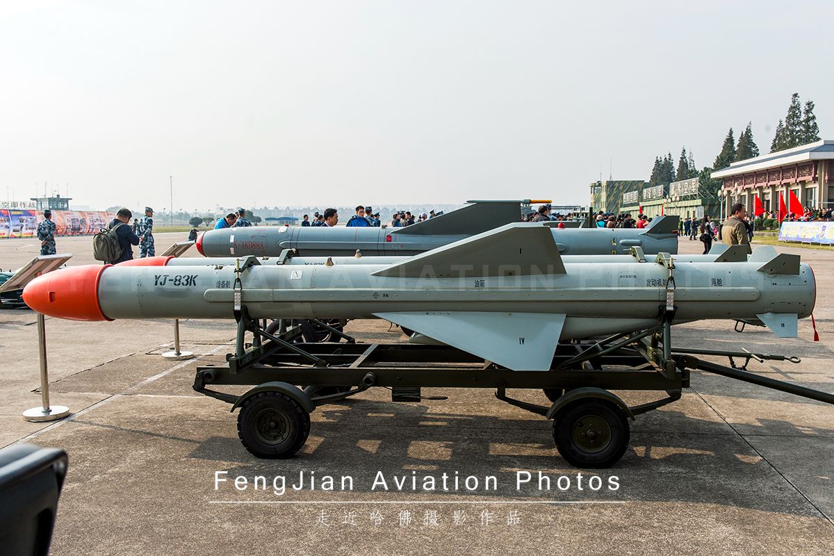 海军新型机载多用途导弹，可对海可对地，舰艇