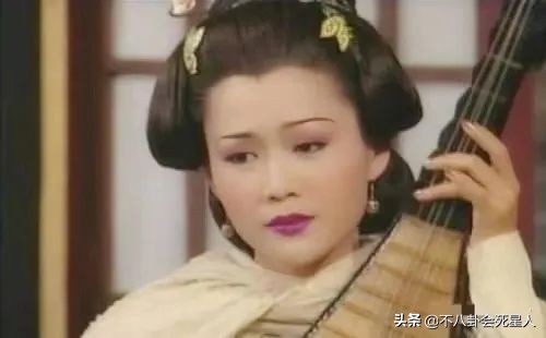 塌鼻子也绝美的女星，只服这3位，古装都太惊艳