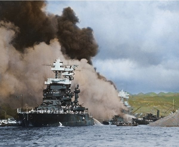 不打珍珠港，美国参加二战可能性多大？日本：打不打只是谁先揍谁