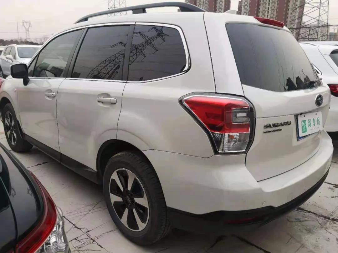 15万多买台二手进口SUV，居家越野来去自如，汉兰达也不换