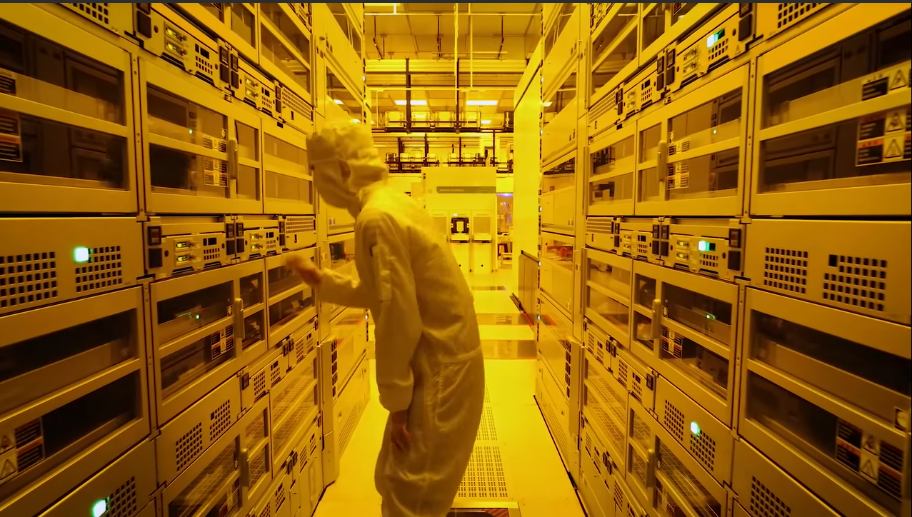 ���������£�оƬ�۸���������оƬҵ��ʧ��11300��Ԫ