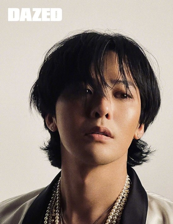 人间香奈儿gdragon画报公开制作bigbang专辑中