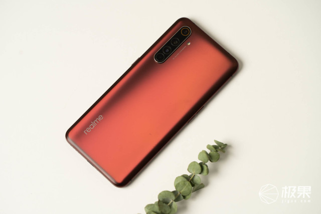 realme X50 Pro测评：骁龙865+65W闪充的年度真香旗舰