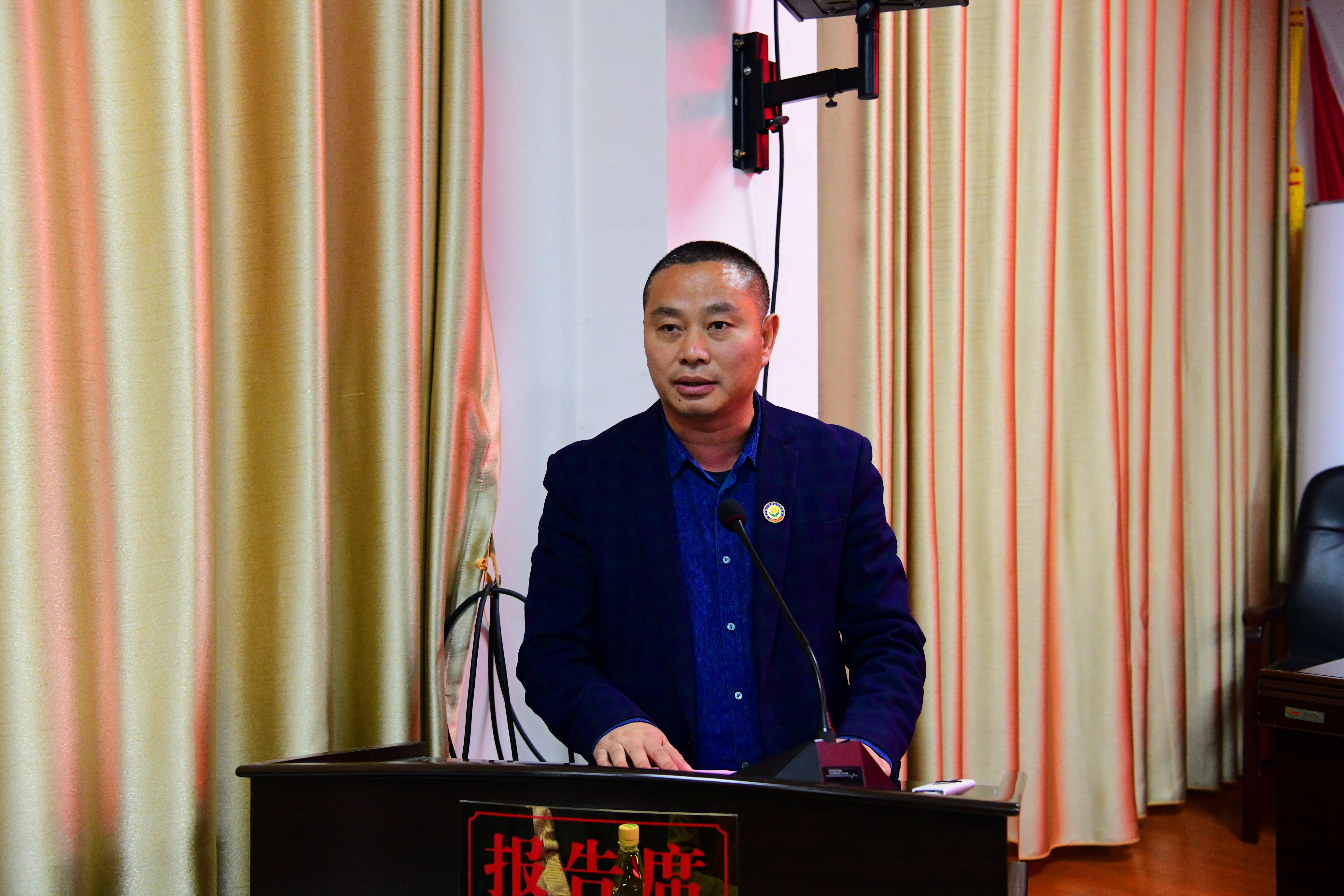 常宁市大堡爱心助学协会成立,当天现场捐款230万元