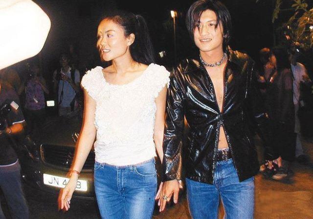 Wang Fei thanks thunderbolt sharp edge and friend party, pull a hand to leave whole journey conjugal love, defeat with the Chao Li that return love part company hearsay