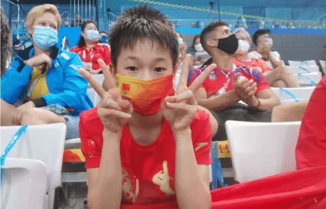 没想到，全红婵真正的贵人是一位领导，当年落选省队全靠她引荐