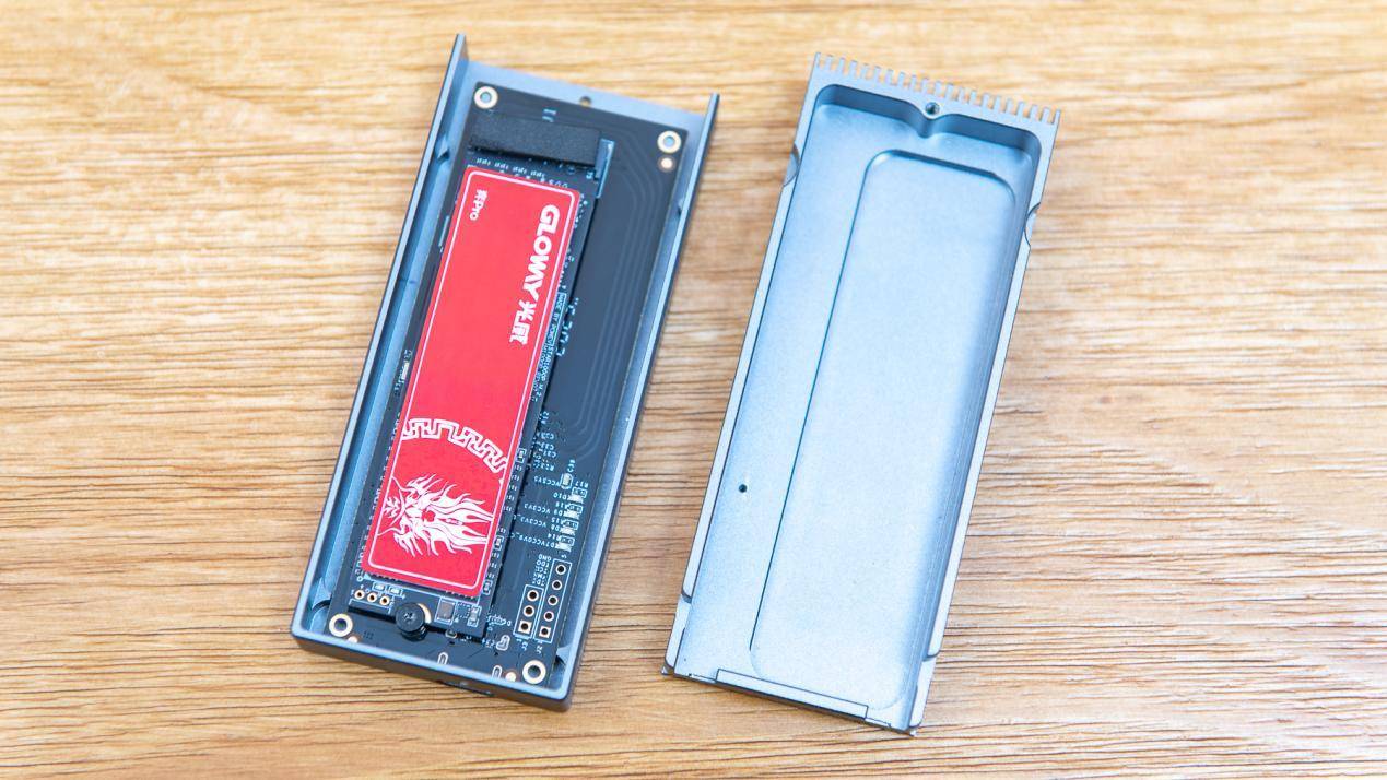光威弈Pro NVMe SSD+奧睿科雷電3硬盤盒極速體驗