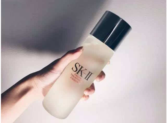 适合油皮的4款“贵价”化妆水：SK2虽贵但有料，兰蔻颜值高又好用