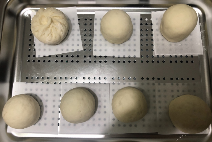 自己在家做豆沙饅頭，簡單好吃，分分鐘就能搞定