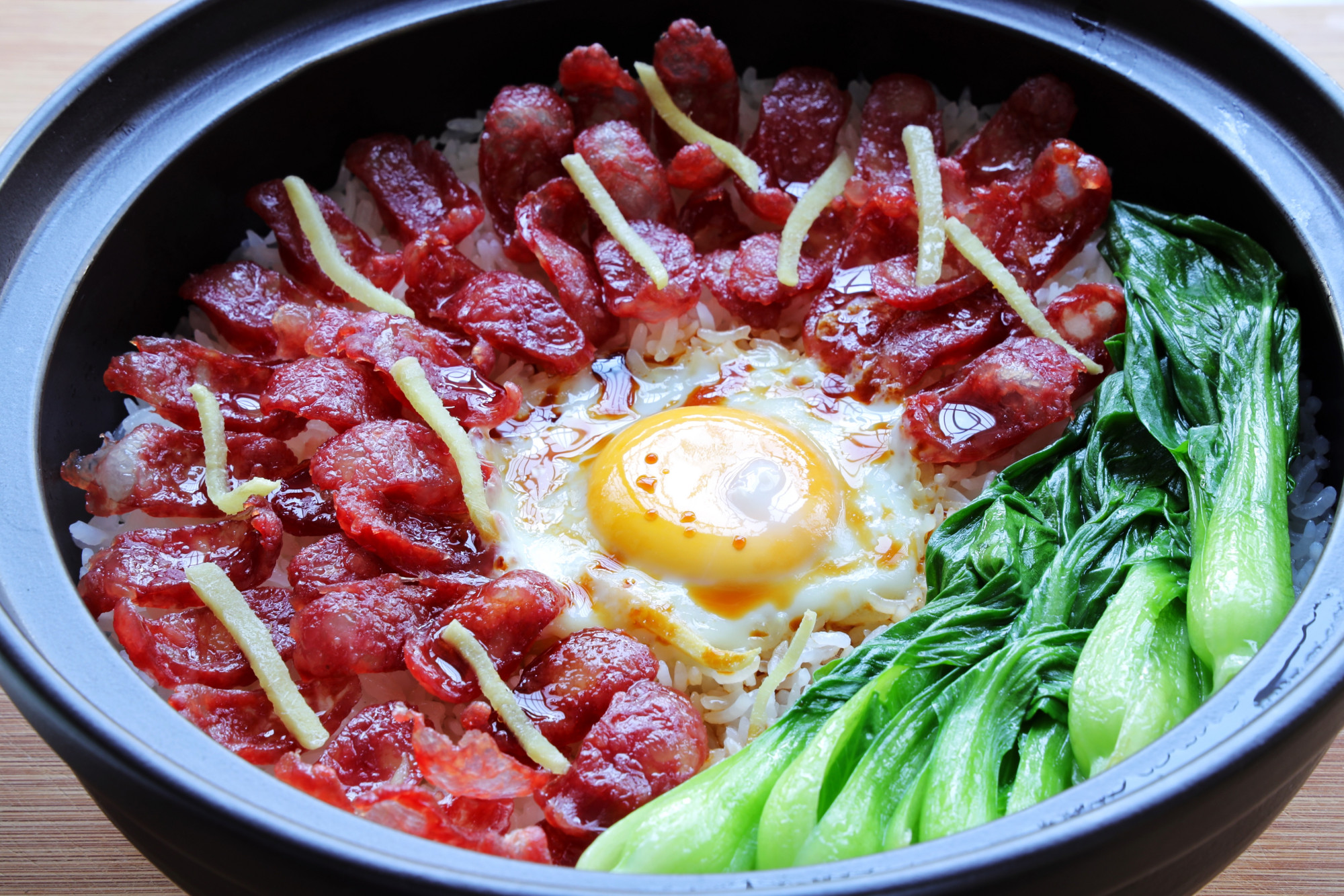 立冬了，超級好吃的懶人煲仔飯，簡單省事，比叫外賣強多了