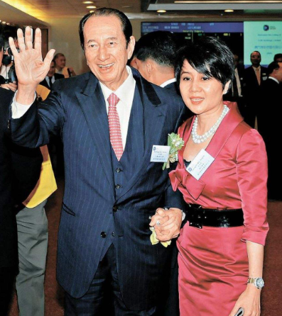 2020年末，回顾10位离世的港台名人，躲过疫情却