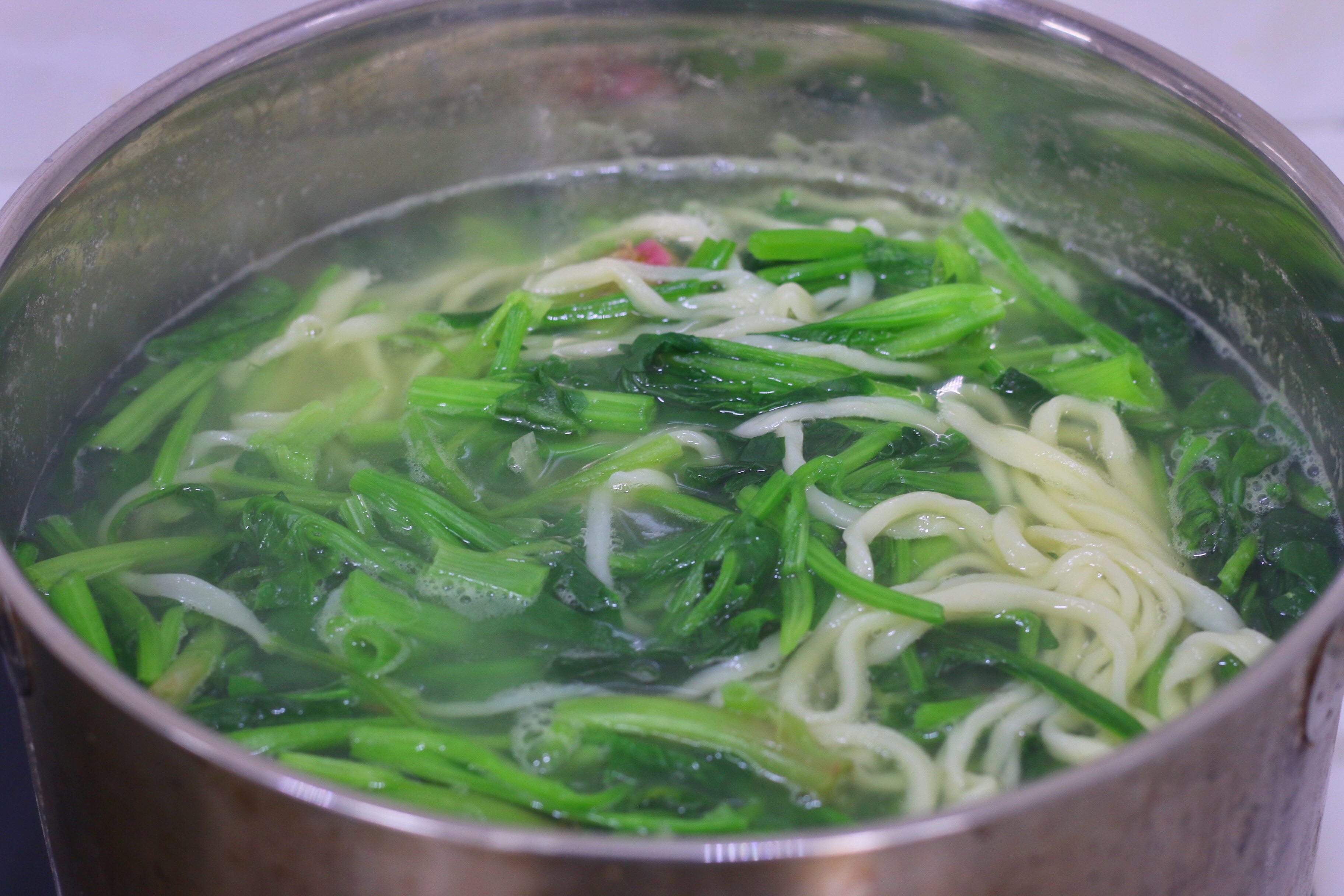 春天的打滷麵，是跟菠菜息息相關的，醬香味足，來上1大碗，真香