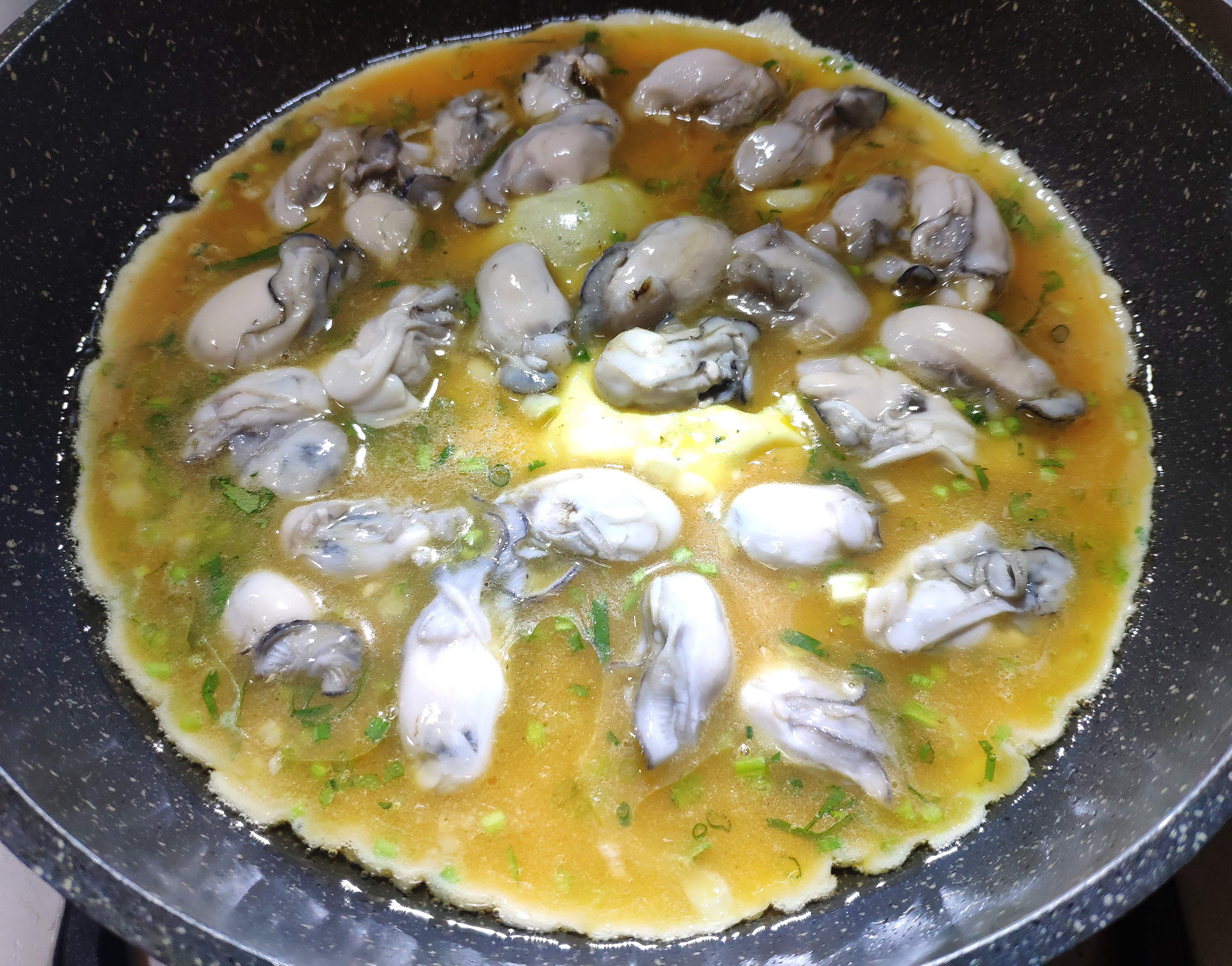 老广的味道：蚝仔煎鸡蛋，味道鲜美有营养，海边人家的经典家常菜