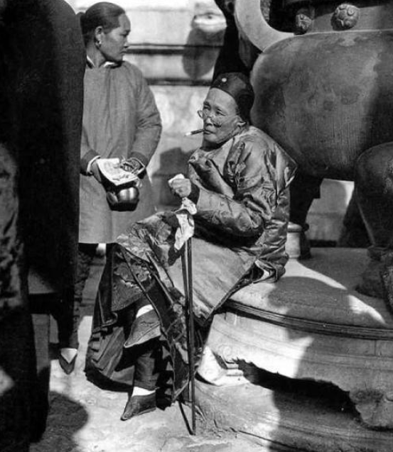 中国烟草公司有多牛，中国烟民有多少，马云马