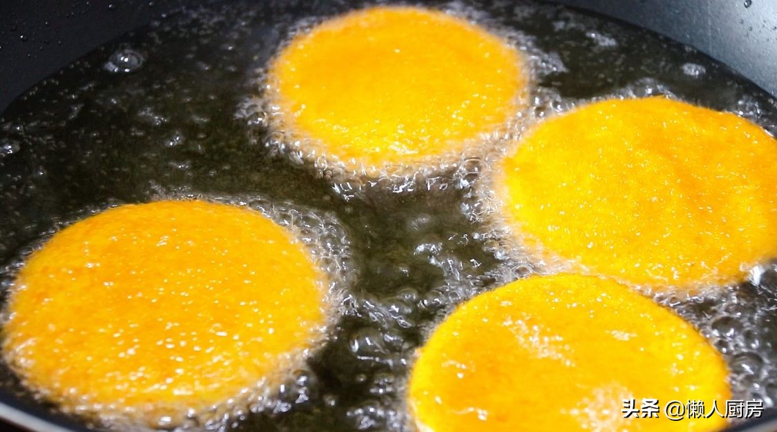 想要南瓜饼个个空心，有窍门！记住这4点，放时间长了也不会变软