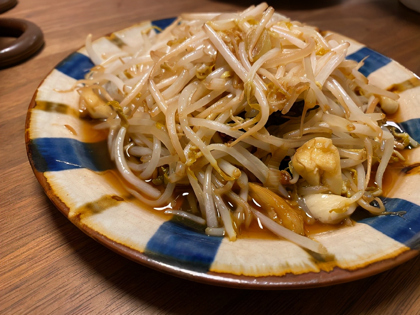 Soy bean sprouts or mung bean sprouts?Which one is better? iNEWS