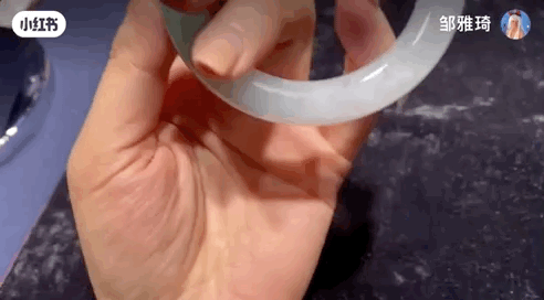 北京女大学生假扮名媛“白嫖”21天，细节曝光：让物回归到物，让人还原成人