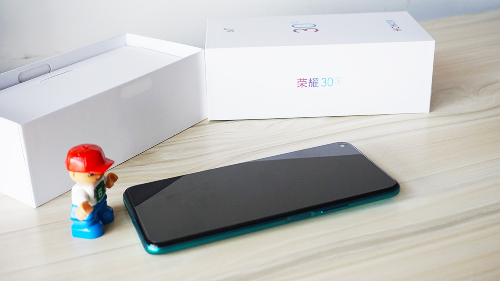 荣耀30S上手体验之工程师奇遇记，你没见过的全新生活化测评