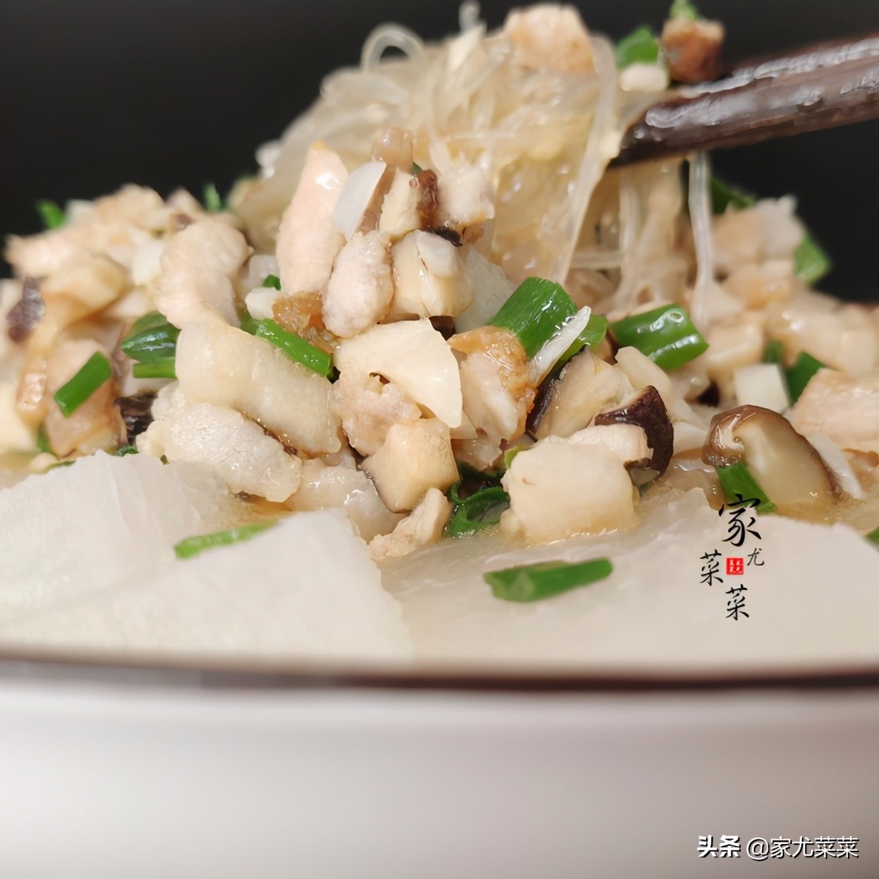 夏天就爱这菜，清热解暑又营养，不用一滴油，蒸一蒸出锅瞬间抢光