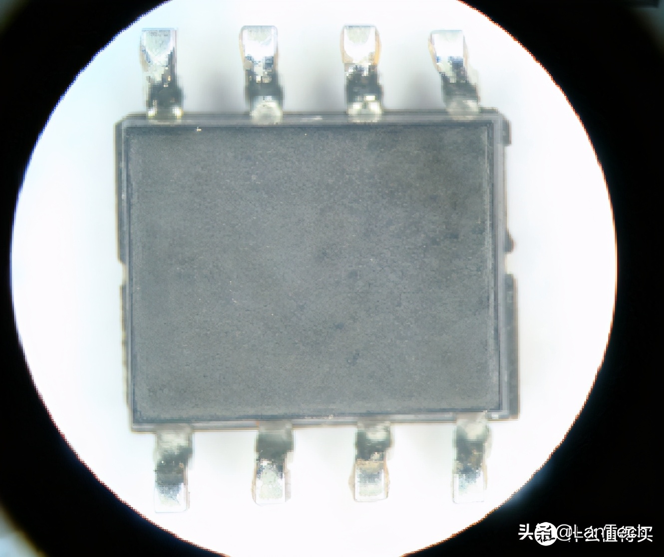 What does the chip look like? Scanning electron microscope ...