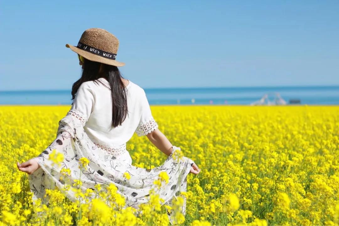 又到山花烂漫时 带上相机 约上妹子 来一场花海之旅吧 资讯咖