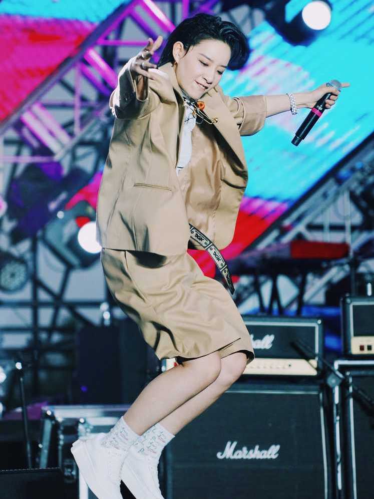 姐姐们的“双标”现场！跳不好要被扯头发，软