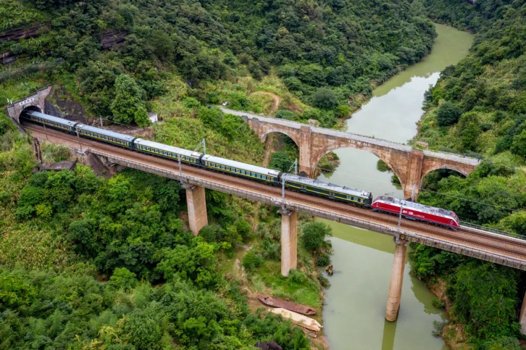 为什么广东韶关没有&ldquo;广东腔&rdquo;？