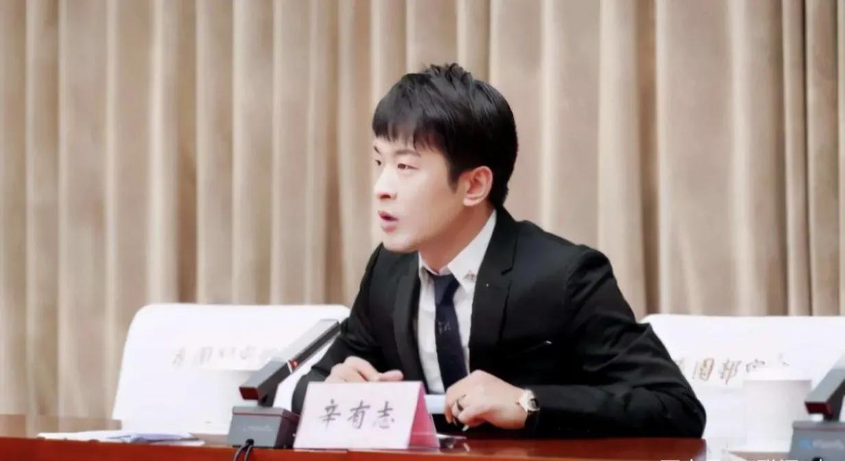 辛巴燕窝事件不断发酵，快手慌了，网友：假货直播平台必须关停