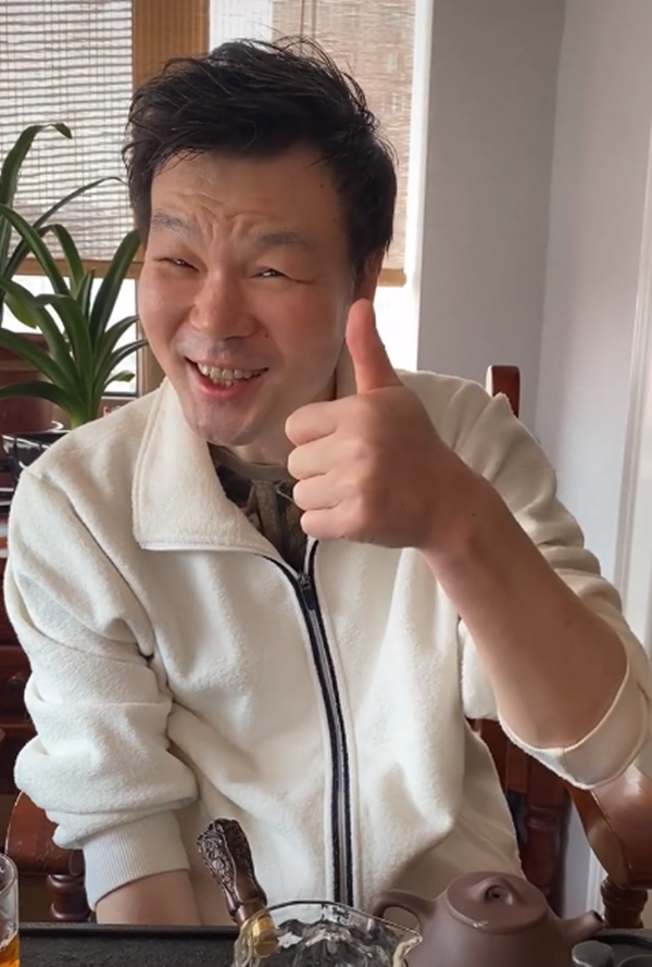 从包工头到“主持一哥”，让郭德纲当“小弟”