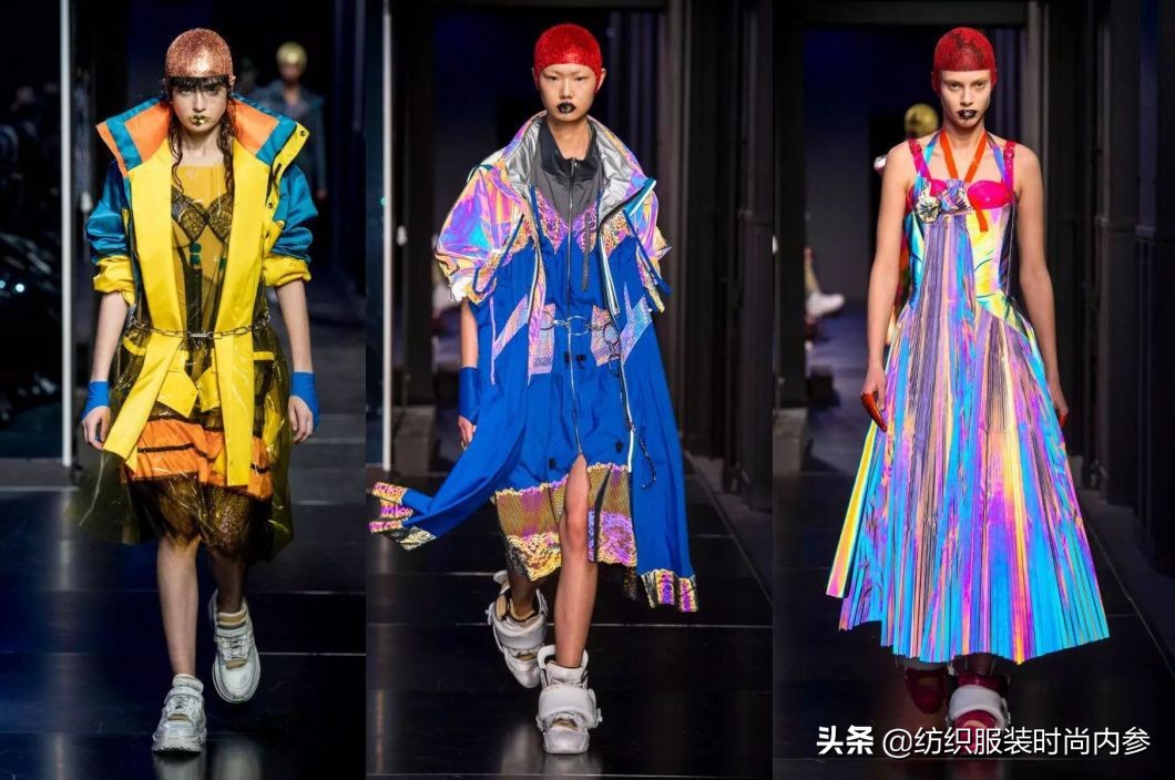 这就是“蒸汽波”服装风格！竟长这样？当下潮流时尚快来了解下