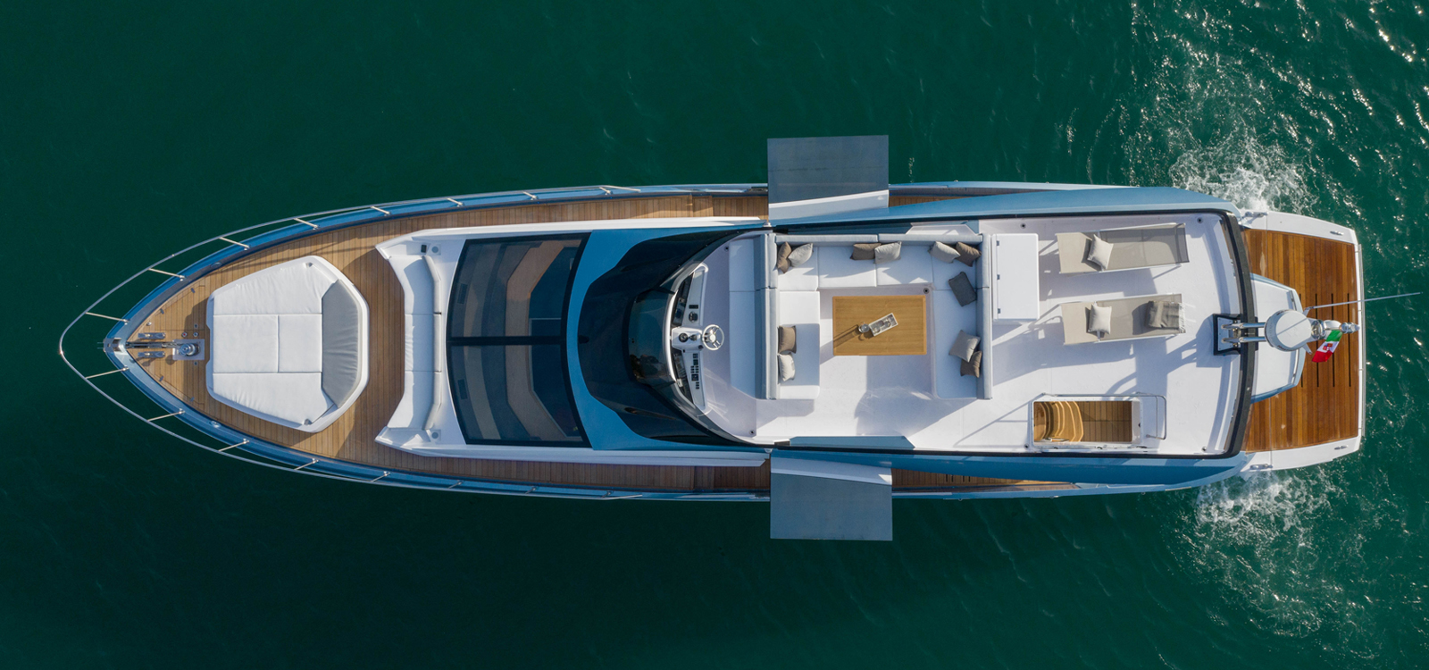 「奢华海上，天生有翼」塞莎Sessa 68英尺欧翼门豪华游艇