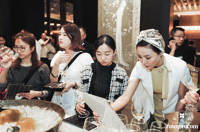 蒂維妮酒業(yè)主辦的“意大利一級莊品鑒會(huì)”在北京完美收官