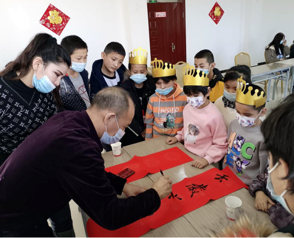 新疆若羌县：巾帼志愿显担当 暖心服务惠民生