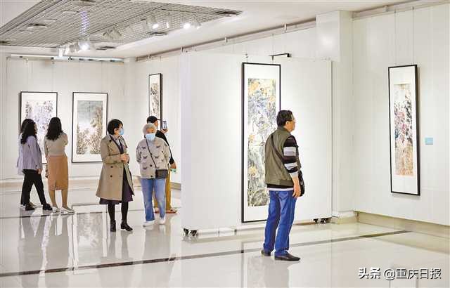 名家国画作品义卖展启幕