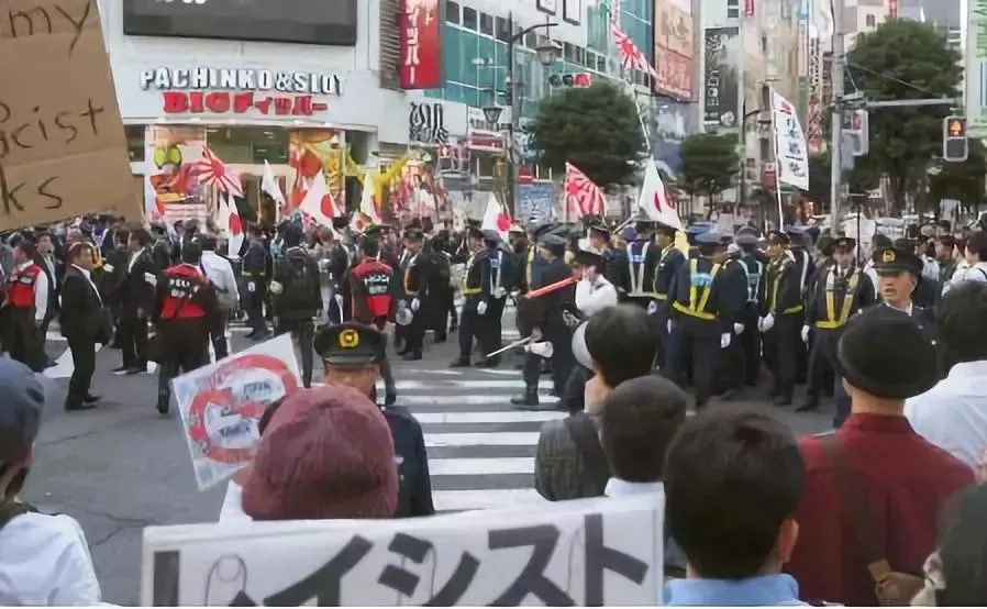 引进移民，日本群众有话要说