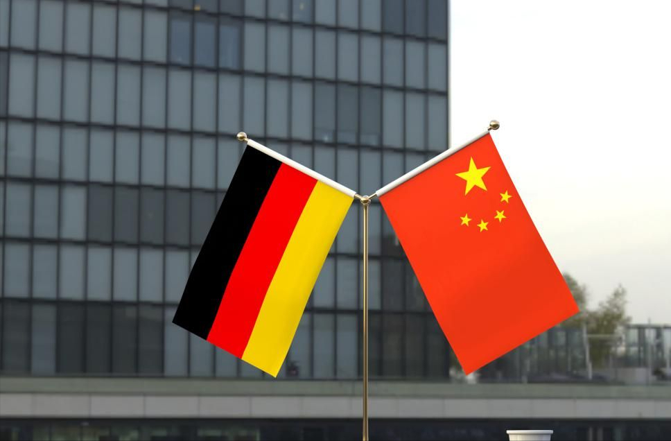 默克尔的努力全都白费？58%德受访者：就算本国经济受损也要对中国强硬