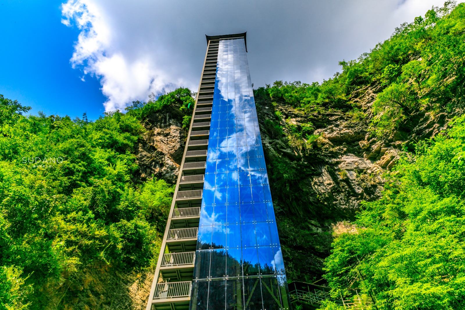 Secret Hubei Tour: Enshi Earth Heart Valley, named "China's Most Beautiful Wonderland" by CNN