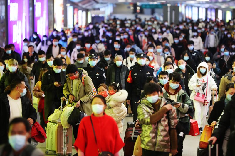 铁路迎来返程客流高峰，武汉重点加强一线警力投入