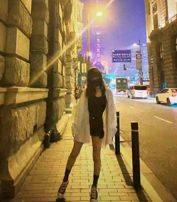 李小璐2020年终笔记，晒父母和女儿，秀闺蜜，只字不提贾乃亮