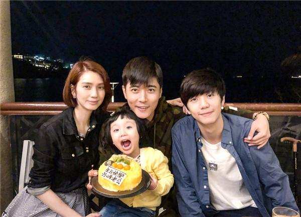 《请吃饭的姐姐》终于定档，蔡少芬与港圈三位女神成餐厅合伙人