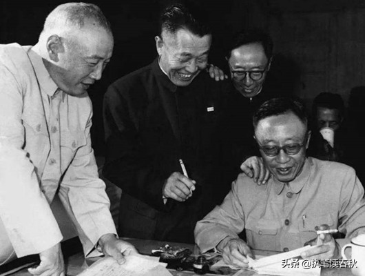 郭沫若想请溥仪协助自己研究满语，溥仪却冷冷