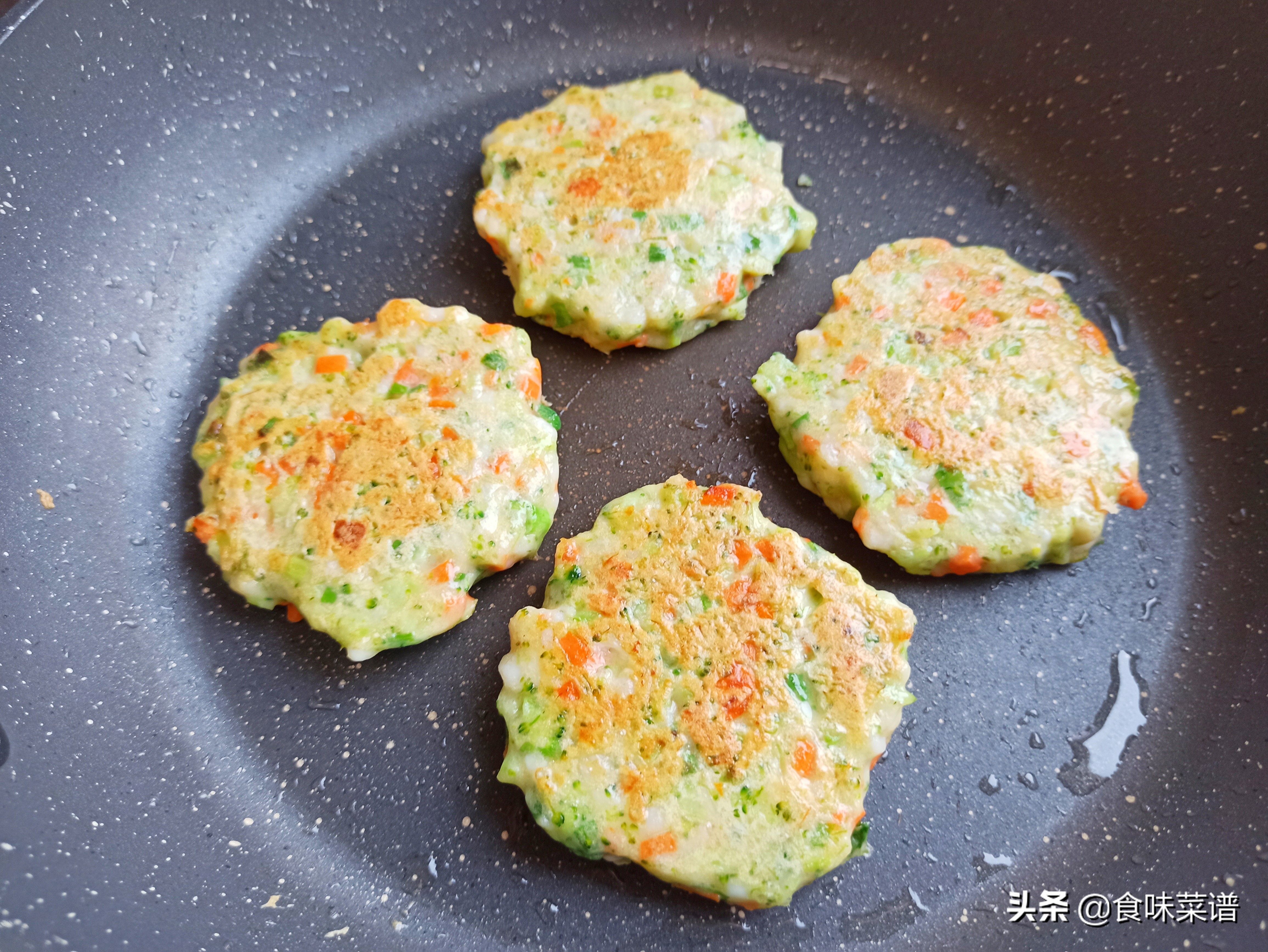 虾仁最好吃的4种做法，步骤简单，鲜嫩美味解馋，很适合新手学习