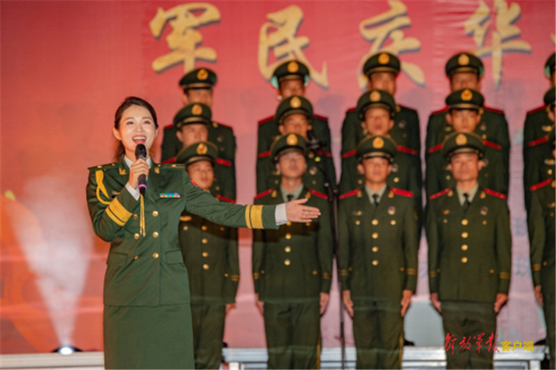 非遗文化进军营！这场“八一”军地联欢会文化味十足