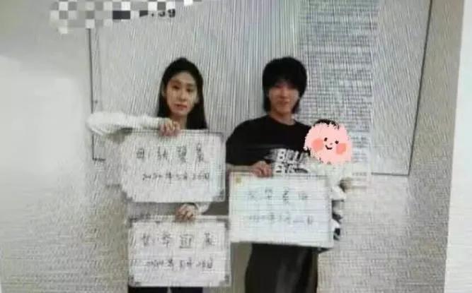 集体|华晨宇粉丝集体脱粉 表示与此前人设不符花花人设崩塌了