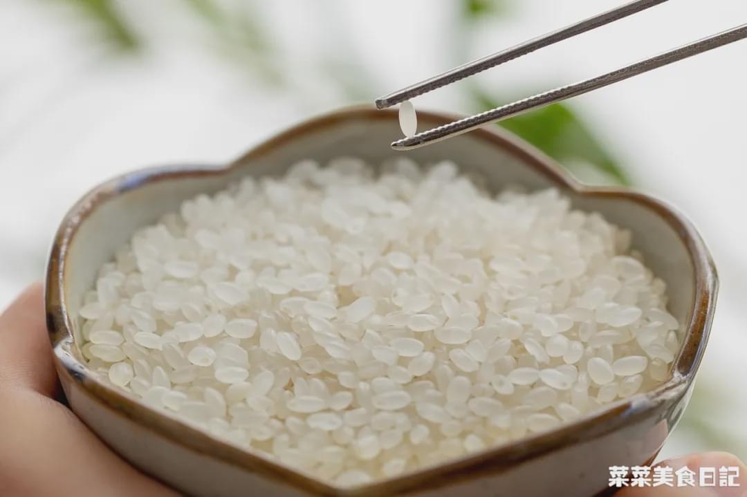 I love to eat this way when it's cold!  It’s so hot that the bowls don’t need to be washed