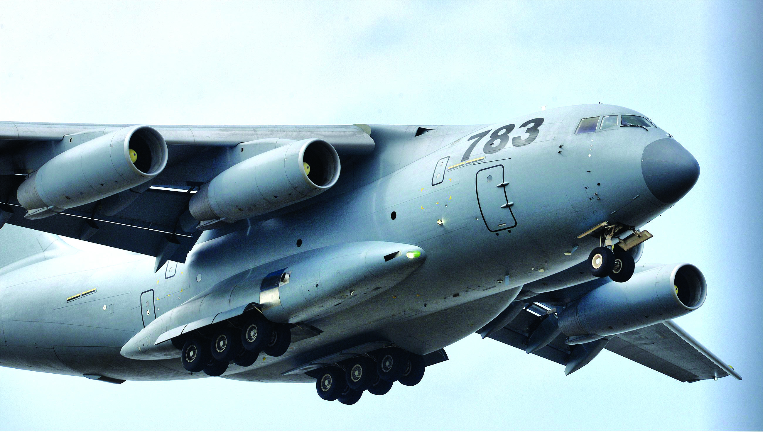 ����չ�ᣬ��-20��ս�����岢�����ڼ�-20