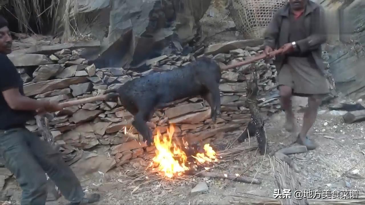 中国小伙送尼泊尔山区贫困户一头猪，解决了他们一年的肉食问题