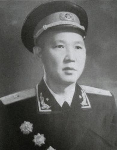 为复仇刀斩二千马家军，铁原阻击战完虐美军的志愿军铁血师长