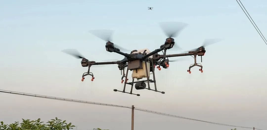 多旋翼无人机在电网上的巡检避障技术！福州大学学者发表研究综述